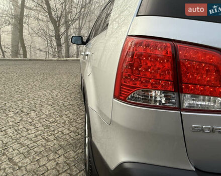 Серый Киа Соренто, объемом двигателя 2.2 л и пробегом 225 тыс. км за 12950 $, фото 29 на Automoto.ua