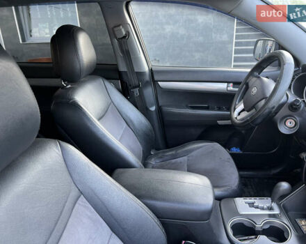 Сірий Кіа Соренто, об'ємом двигуна 2.2 л та пробігом 224 тис. км за 10700 $, фото 5 на Automoto.ua