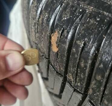 Серый Киа Соренто, объемом двигателя 2.4 л и пробегом 260 тыс. км за 11500 $, фото 34 на Automoto.ua