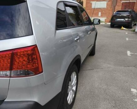 Серый Киа Соренто, объемом двигателя 2.4 л и пробегом 137 тыс. км за 11999 $, фото 4 на Automoto.ua