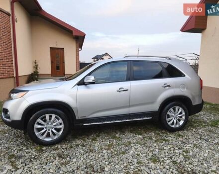 Сірий Кіа Соренто, об'ємом двигуна 2.2 л та пробігом 244 тис. км за 10700 $, фото 2 на Automoto.ua