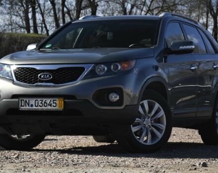 Серый Киа Соренто, объемом двигателя 2.2 л и пробегом 209 тыс. км за 12999 $, фото 3 на Automoto.ua