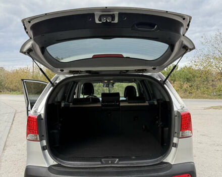 Серый Киа Соренто, объемом двигателя 2.2 л и пробегом 249 тыс. км за 11999 $, фото 28 на Automoto.ua