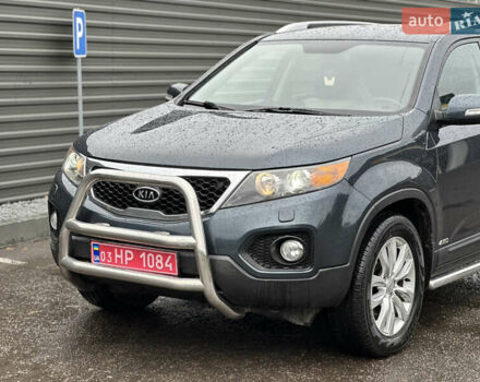 Серый Киа Соренто, объемом двигателя 2.2 л и пробегом 195 тыс. км за 12800 $, фото 2 на Automoto.ua
