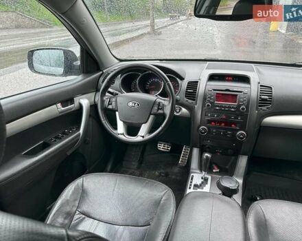 Сірий Кіа Соренто, об'ємом двигуна 2.4 л та пробігом 104 тис. км за 12990 $, фото 22 на Automoto.ua
