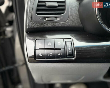 Серый Киа Соренто, объемом двигателя 2.4 л и пробегом 312 тыс. км за 9999 $, фото 29 на Automoto.ua