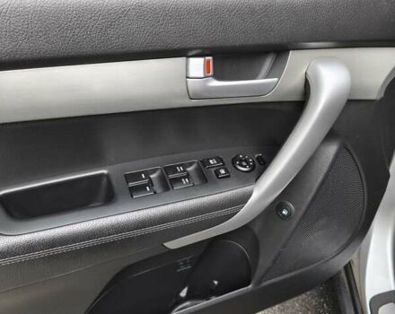 Серый Киа Соренто, объемом двигателя 2.4 л и пробегом 137 тыс. км за 11999 $, фото 30 на Automoto.ua