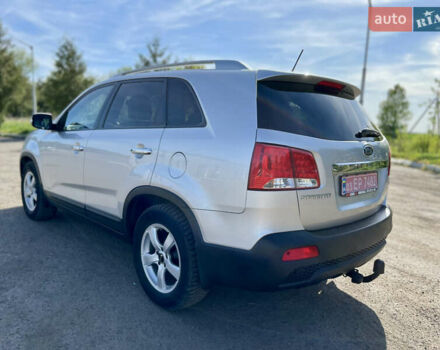 Серый Киа Соренто, объемом двигателя 2.2 л и пробегом 267 тыс. км за 12299 $, фото 5 на Automoto.ua