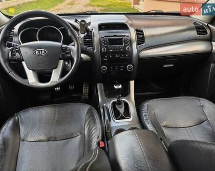 Серый Киа Соренто, объемом двигателя 2.2 л и пробегом 244 тыс. км за 10950 $, фото 34 на Automoto.ua