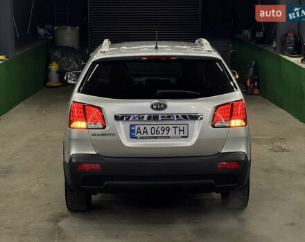 Киа Соренто 2010 в Киеве на Automoto.ua Серый Киа Соренто, объемом двигателя 2.4 л и пробегом 225 тыс. км за 11500 $, фото 11 на Automoto.ua