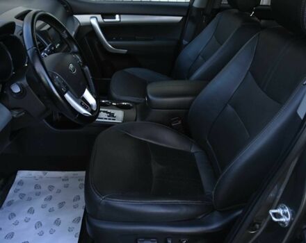 Серый Киа Соренто, объемом двигателя 2.2 л и пробегом 209 тыс. км за 12999 $, фото 8 на Automoto.ua