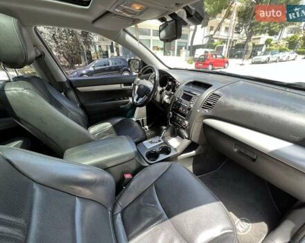 Серый Киа Соренто, объемом двигателя 2.4 л и пробегом 170 тыс. км за 13800 $, фото 6 на Automoto.ua