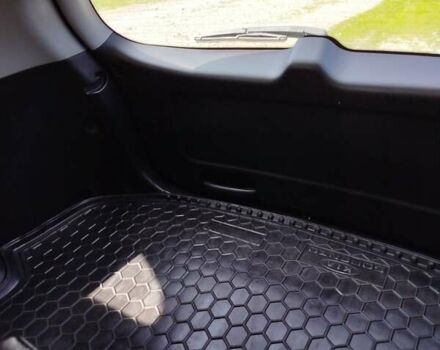 Серый Киа Соренто, объемом двигателя 2.2 л и пробегом 230 тыс. км за 13499 $, фото 19 на Automoto.ua