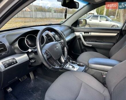 Серый Киа Соренто, объемом двигателя 2.2 л и пробегом 270 тыс. км за 13200 $, фото 10 на Automoto.ua