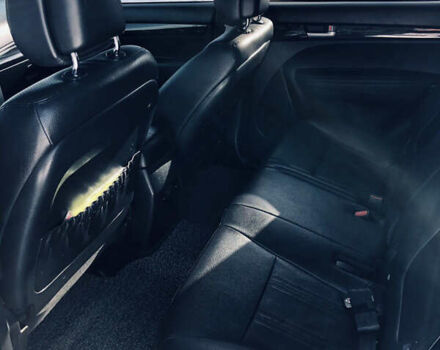 Серый Киа Соренто, объемом двигателя 2 л и пробегом 250 тыс. км за 14000 $, фото 3 на Automoto.ua