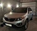 Серый Киа Соренто, объемом двигателя 2.4 л и пробегом 280 тыс. км за 8500 $, фото 1 на Automoto.ua