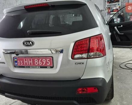 Сірий Кіа Соренто, об'ємом двигуна 2.2 л та пробігом 225 тис. км за 13450 $, фото 5 на Automoto.ua