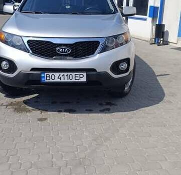 Серый Киа Соренто, объемом двигателя 2.2 л и пробегом 229 тыс. км за 13000 $, фото 4 на Automoto.ua
