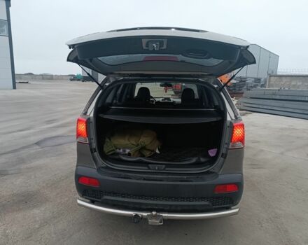 Сірий Кіа Соренто, об'ємом двигуна 2.2 л та пробігом 230 тис. км за 13300 $, фото 4 на Automoto.ua