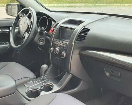 Серый Киа Соренто, объемом двигателя 2.36 л и пробегом 218 тыс. км за 12900 $, фото 16 на Automoto.ua