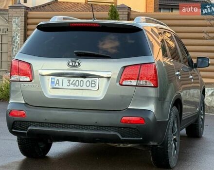 Сірий Кіа Соренто, об'ємом двигуна 2.36 л та пробігом 240 тис. км за 11800 $, фото 28 на Automoto.ua