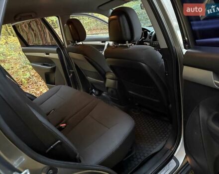 Серый Киа Соренто, объемом двигателя 2.2 л и пробегом 280 тыс. км за 12300 $, фото 72 на Automoto.ua