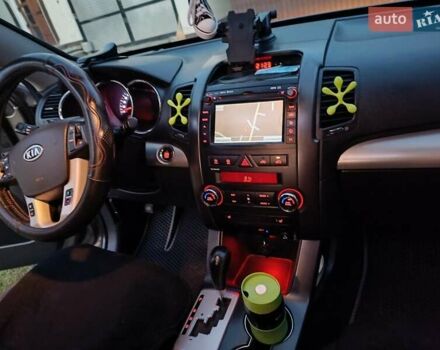Серый Киа Соренто, объемом двигателя 2.2 л и пробегом 189 тыс. км за 14200 $, фото 12 на Automoto.ua