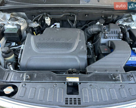 Серый Киа Соренто, объемом двигателя 2.2 л и пробегом 240 тыс. км за 12950 $, фото 36 на Automoto.ua