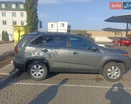 Серый Киа Соренто, объемом двигателя 2.2 л и пробегом 23 тыс. км за 13500 $, фото 2 на Automoto.ua