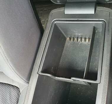 Серый Киа Соренто, объемом двигателя 2.36 л и пробегом 218 тыс. км за 12900 $, фото 29 на Automoto.ua