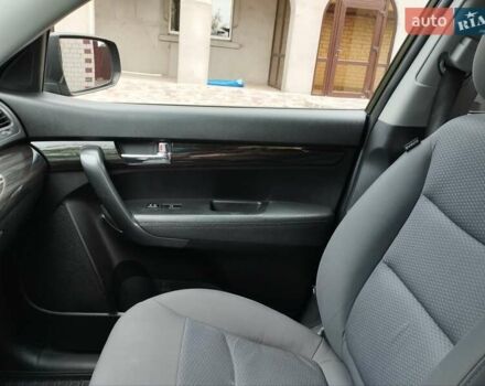 Серый Киа Соренто, объемом двигателя 2.36 л и пробегом 189 тыс. км за 11300 $, фото 23 на Automoto.ua