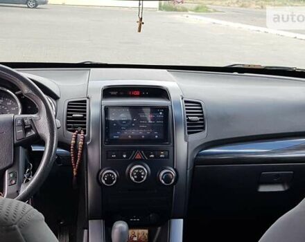 Серый Киа Соренто, объемом двигателя 2.36 л и пробегом 225 тыс. км за 9500 $, фото 20 на Automoto.ua