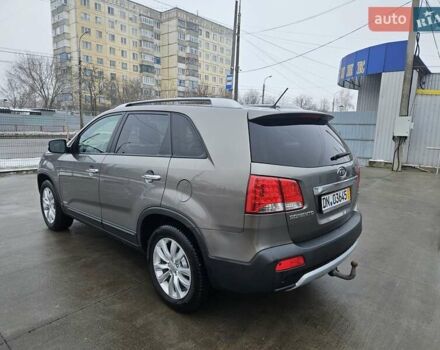 Серый Киа Соренто, объемом двигателя 2.2 л и пробегом 209 тыс. км за 13300 $, фото 6 на Automoto.ua