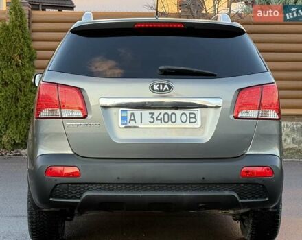 Сірий Кіа Соренто, об'ємом двигуна 2.36 л та пробігом 240 тис. км за 11800 $, фото 26 на Automoto.ua