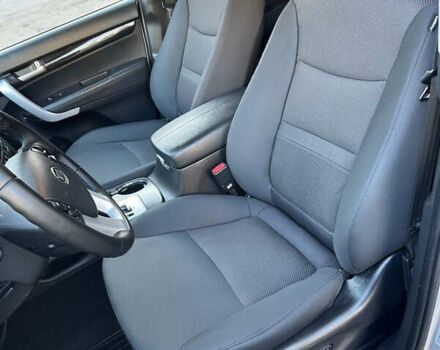 Серый Киа Соренто, объемом двигателя 2.2 л и пробегом 240 тыс. км за 12950 $, фото 11 на Automoto.ua