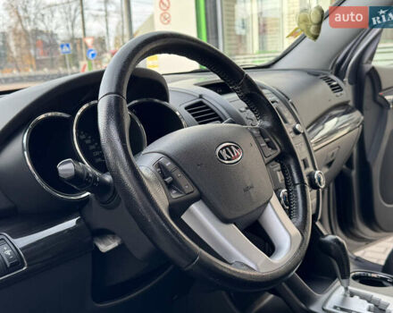 Сірий Кіа Соренто, об'ємом двигуна 2.2 л та пробігом 122 тис. км за 13999 $, фото 33 на Automoto.ua