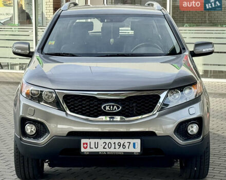 Сірий Кіа Соренто, об'ємом двигуна 2.2 л та пробігом 122 тис. км за 13999 $, фото 7 на Automoto.ua