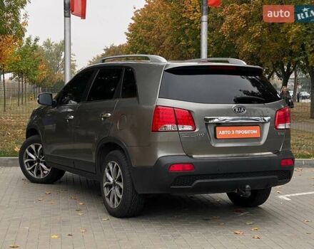 Сірий Кіа Соренто, об'ємом двигуна 2.2 л та пробігом 256 тис. км за 13700 $, фото 7 на Automoto.ua