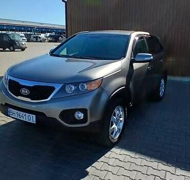 Серый Киа Соренто, объемом двигателя 2.36 л и пробегом 225 тыс. км за 9500 $, фото 7 на Automoto.ua