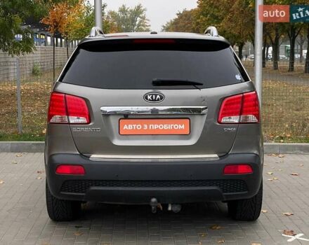 Сірий Кіа Соренто, об'ємом двигуна 2.2 л та пробігом 256 тис. км за 13700 $, фото 6 на Automoto.ua