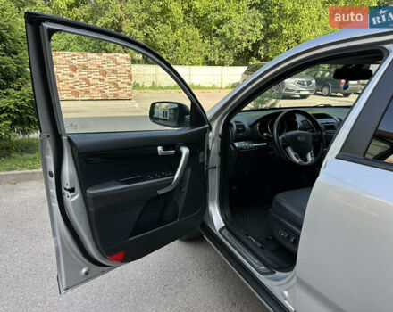Серый Киа Соренто, объемом двигателя 2.2 л и пробегом 265 тыс. км за 13700 $, фото 11 на Automoto.ua