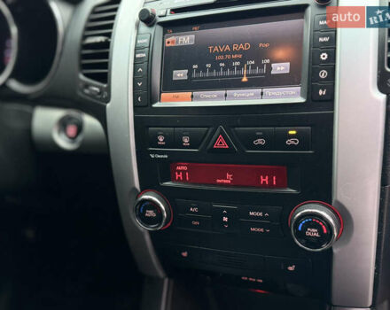 Серый Киа Соренто, объемом двигателя 2.2 л и пробегом 194 тыс. км за 12900 $, фото 20 на Automoto.ua