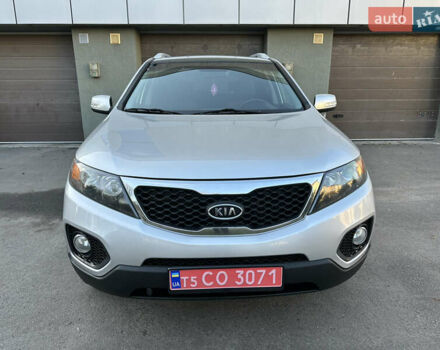 Серый Киа Соренто, объемом двигателя 2.2 л и пробегом 240 тыс. км за 12950 $, фото 7 на Automoto.ua