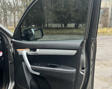 Серый Киа Соренто, объемом двигателя 2.2 л и пробегом 193 тыс. км за 12850 $, фото 20 на Automoto.ua