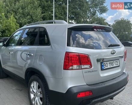Сірий Кіа Соренто, об'ємом двигуна 2.2 л та пробігом 245 тис. км за 15000 $, фото 16 на Automoto.ua