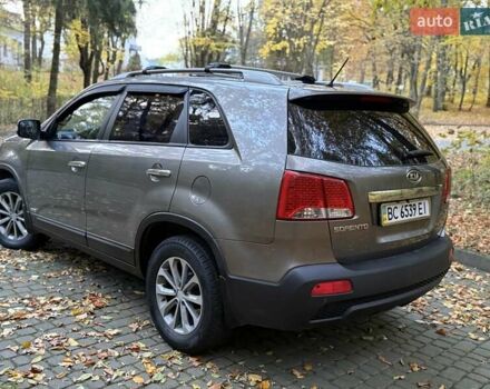 Серый Киа Соренто, объемом двигателя 2.2 л и пробегом 280 тыс. км за 12300 $, фото 16 на Automoto.ua