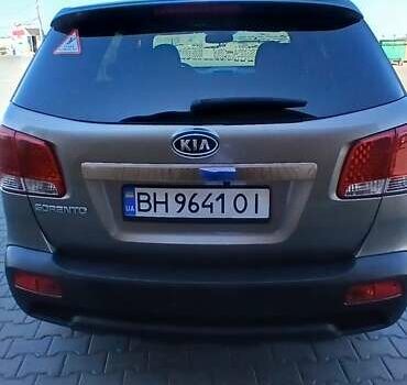 Серый Киа Соренто, объемом двигателя 2.36 л и пробегом 225 тыс. км за 9500 $, фото 6 на Automoto.ua