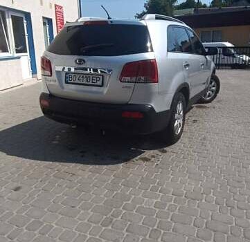 Серый Киа Соренто, объемом двигателя 2.2 л и пробегом 229 тыс. км за 13000 $, фото 1 на Automoto.ua