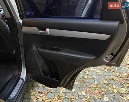 Серый Киа Соренто, объемом двигателя 2.2 л и пробегом 280 тыс. км за 12300 $, фото 71 на Automoto.ua