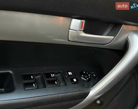 Серый Киа Соренто, объемом двигателя 2.2 л и пробегом 280 тыс. км за 12300 $, фото 44 на Automoto.ua